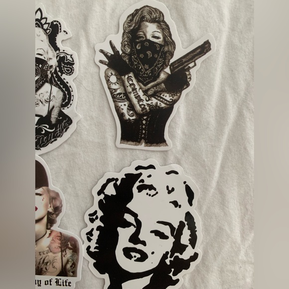 FREE w/$30+ purchase - 6 sticker set - Marilyn Monroe - Picture 3 of 4